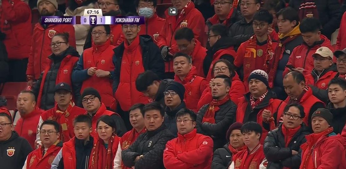 aoa足球官网-上港客场战胜对手，保持不败纪录